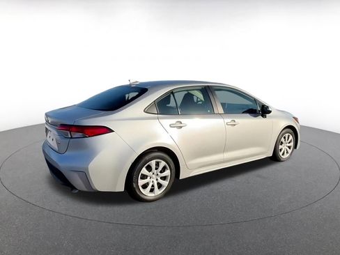 Used 2025 Toyota Corolla LE image 14