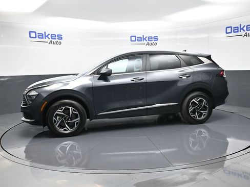 Certified 2023 Kia Sportage LX image 5