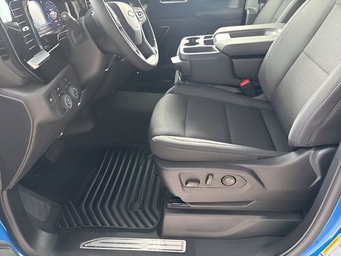 New 2025 Chevrolet Silverado 1500 LT AWD/4WD image 7