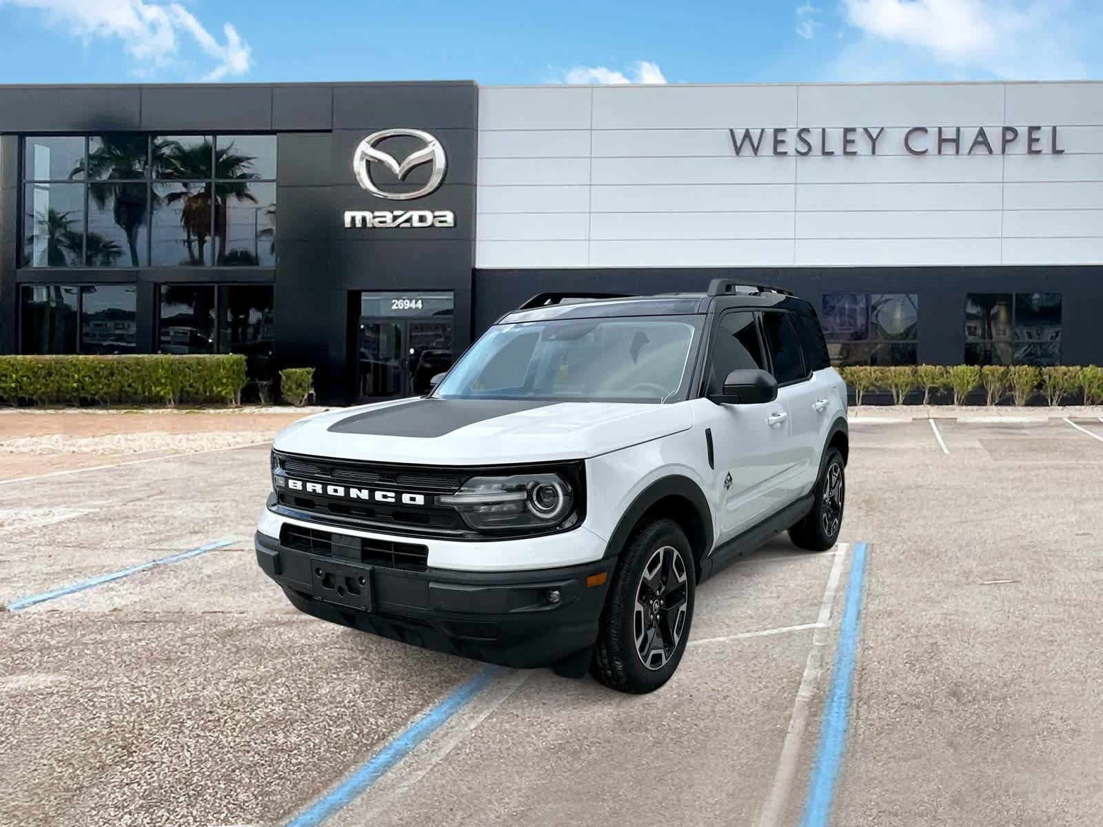 Used 2024 Ford Bronco Sport Outer Banks w/ Tech Package AWD/4WD image 1