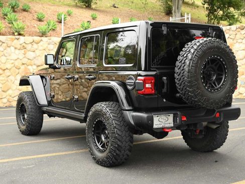 Used 2020 Jeep Wrangler Unlimited Rubicon w/ Dual Top Group AWD/4WD image 5