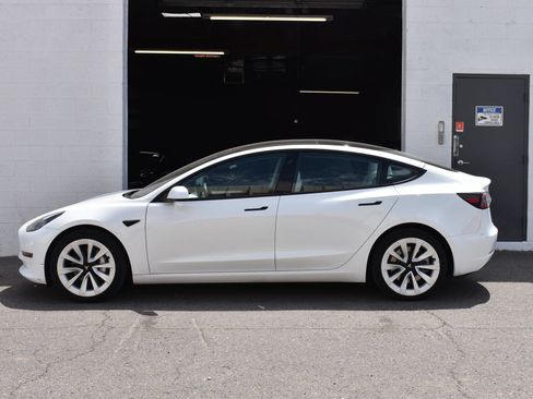 Used 2023 Tesla Model 3 Standard Range RWD image 6