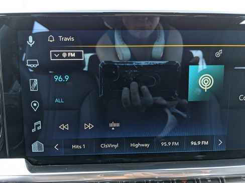 Used 2024 Chevrolet Silverado 2500 High Country w/ High Country Premium Package image 37