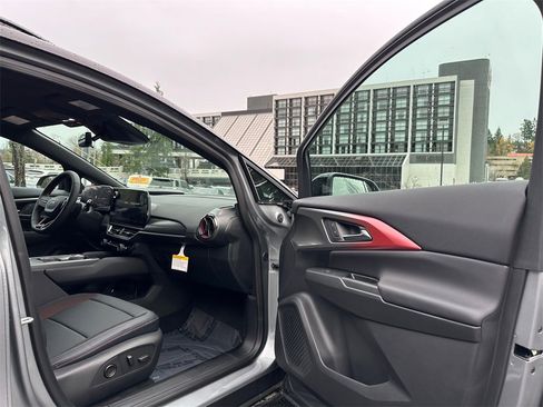 New 2026 Chevrolet Equinox EV RS image 11