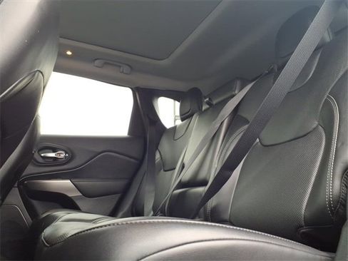 Certified 2020 Jeep Cherokee Limited image 14