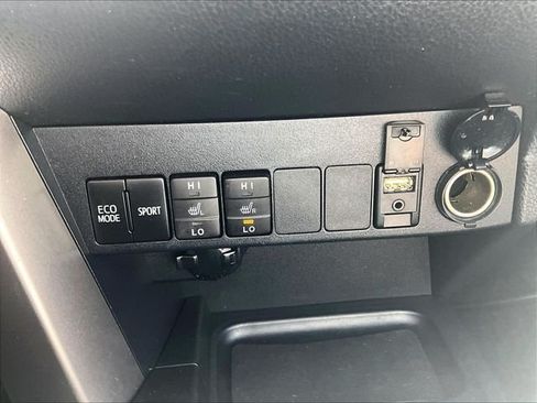 Used 2018 Toyota RAV4 Limited w/ All Weather Liner Package AWD/4WD image 28