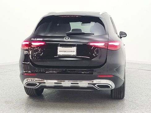 Certified 2024 Mercedes-Benz GLC 300 image 6