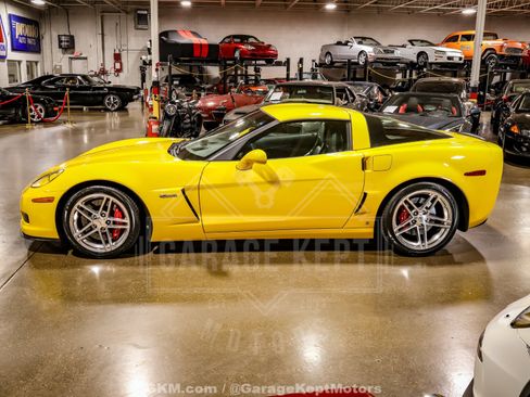 Used 2008 Chevrolet Corvette Z06 w/ Preferred Equipment Group RWD image 24