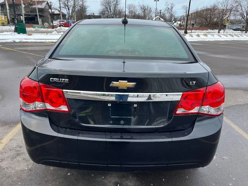 Used 2015 Chevrolet Cruze LT image 11