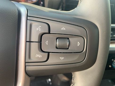 New 2026 GMC Sierra 1500 Elevation image 17