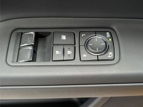 Certified 2025 Lexus LC 500 Convertible image 17