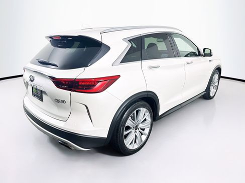 Used 2020 INFINITI QX50 Sensory w/ Climate Package image 9