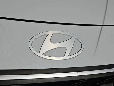 Certified 2025 Hyundai Elantra Blue image 11