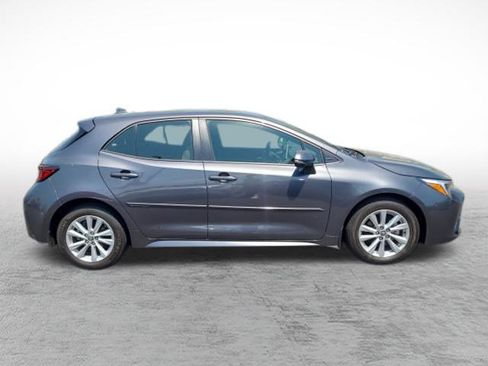 Used 2025 Toyota Corolla SE FWD image 5