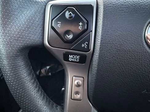 Used 2020 Toyota 4Runner Limited image 29