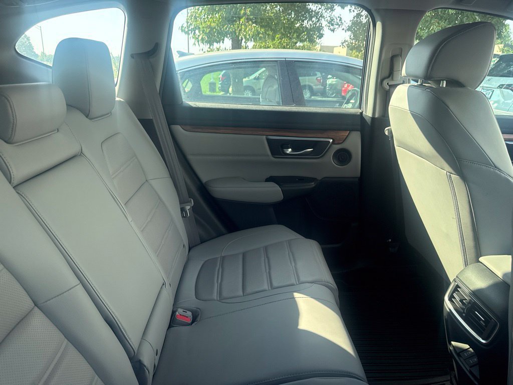Used 2018 Honda CR-V Touring image 12