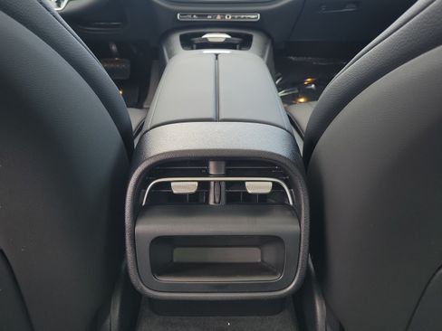 New 2026 Mercedes-Benz E 350 Sedan image 11
