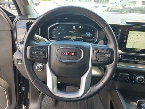 Used 2023 GMC Sierra 1500 SLT w/ SLT Premium Plus Package AWD/4WD image 21