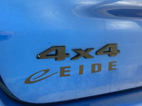 Used 2023 Jeep Compass Latitude w/ Convenience Group AWD/4WD image 30