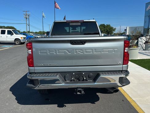 Used 2024 Chevrolet Silverado 2500 LT w/ Convenience Package AWD/4WD image 6