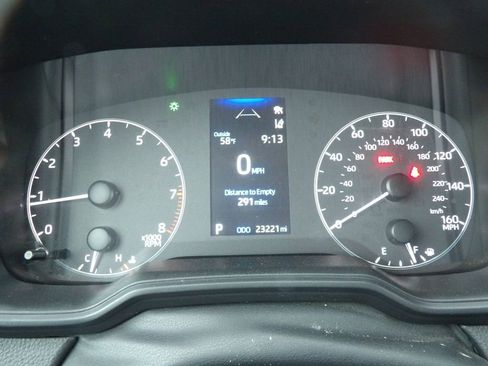 Used 2025 Toyota Corolla LE FWD image 16