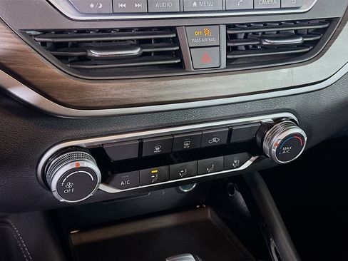 Used 2023 Nissan Altima 2.5 SV image 22