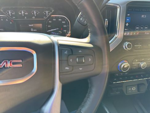 Used 2021 GMC Sierra 1500 SLT w/ SLT Premium Plus Package AWD/4WD image 26