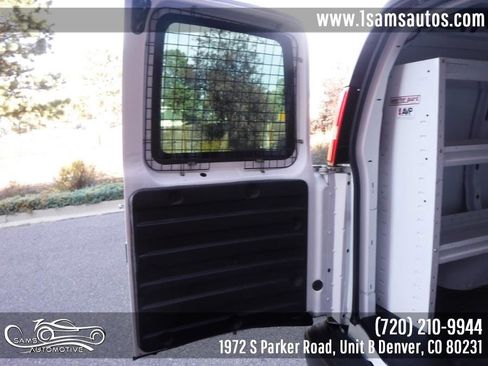 Used 2009 Chevrolet Express 1500 AWD image 22