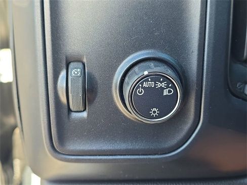 Used 2016 Chevrolet Silverado 2500 W/T image 24