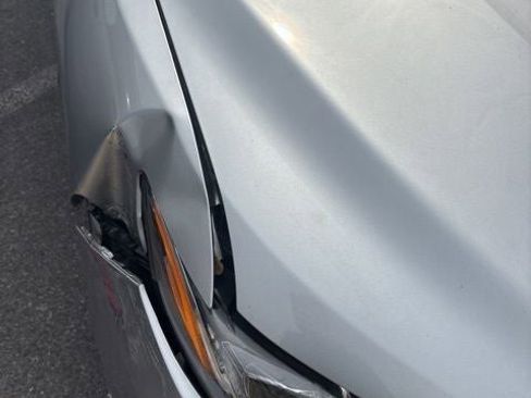 Used 2019 Toyota Camry LE image 40