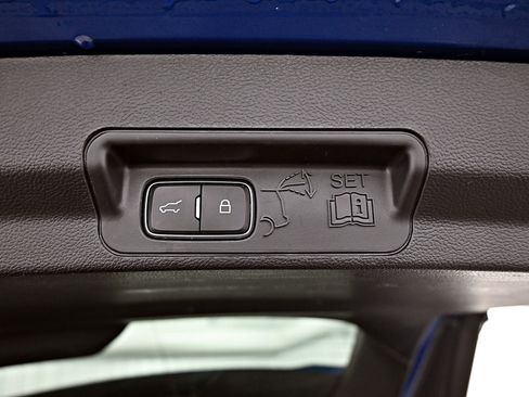 Used 2020 Ford Explorer ST w/ ST Street Pack image 39