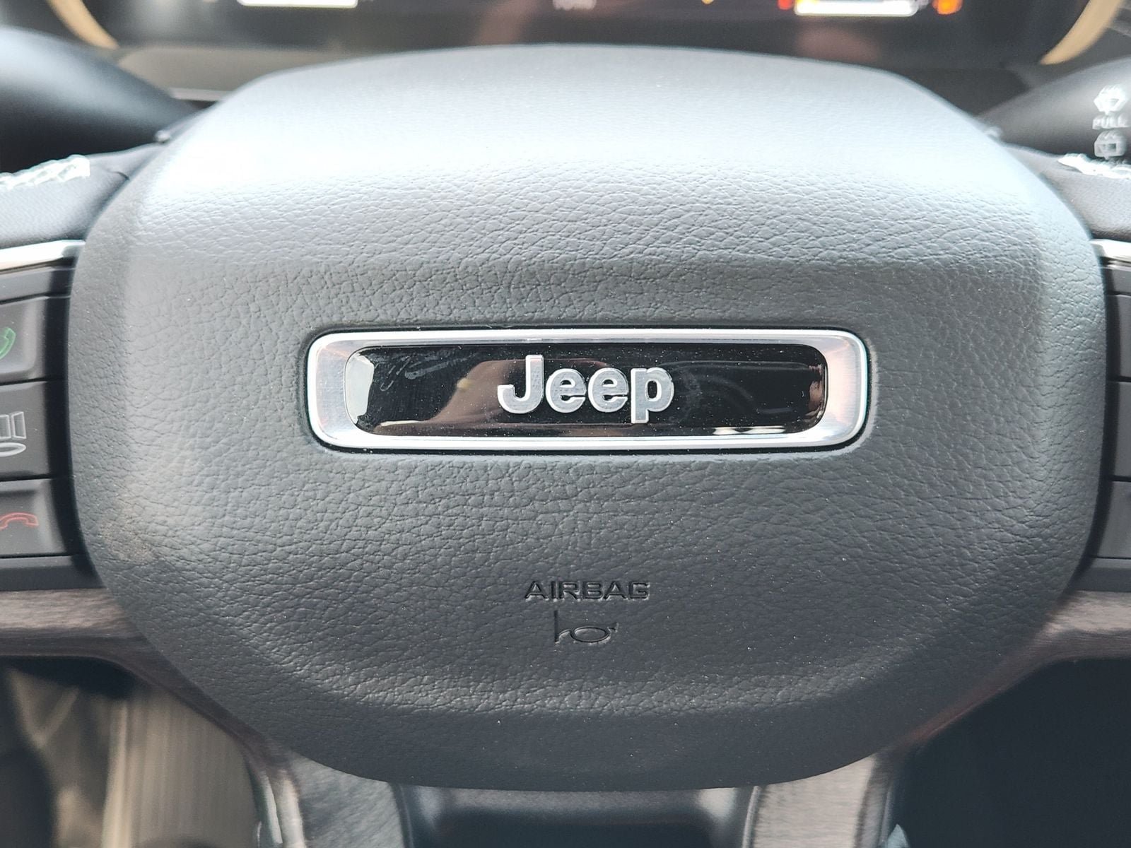 New 2026 Jeep Grand Cherokee Limited w/ Limited Altitude Package AWD/4WD image 36