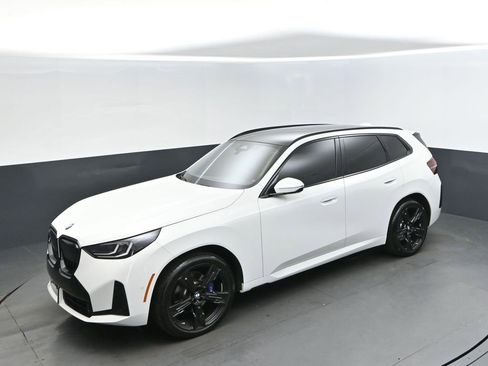 Used 2025 BMW X3 xDrive30i w/ M Sport Package image 31