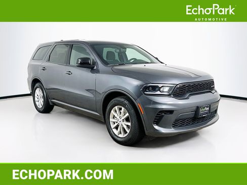 Used 2025 Dodge Durango GT RWD image 1
