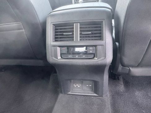 Used 2021 Volkswagen Atlas SEL AWD/4WD image 26