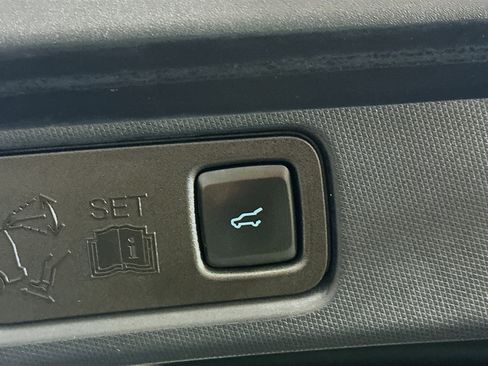 Used 2021 Ford Mustang Mach-E Premium image 29