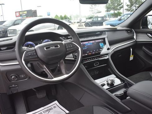 New 2026 Jeep Grand Cherokee L 4WD image 20