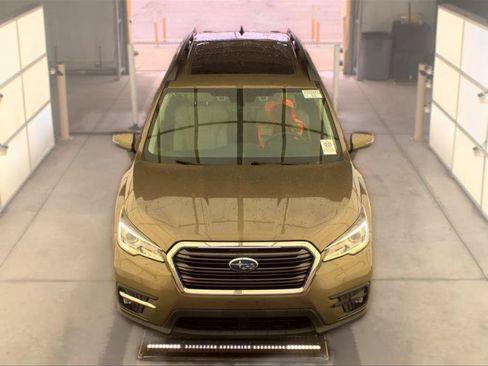 Used 2022 Subaru Ascent Limited w/ Technology Package AWD/4WD image 8
