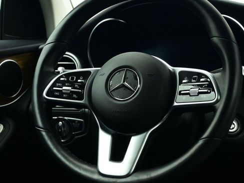 Used 2022 Mercedes-Benz GLC 300 4MATIC image 8