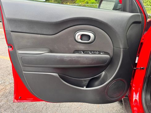 Used 2019 Kia Soul w/ Convenience Package FWD image 10