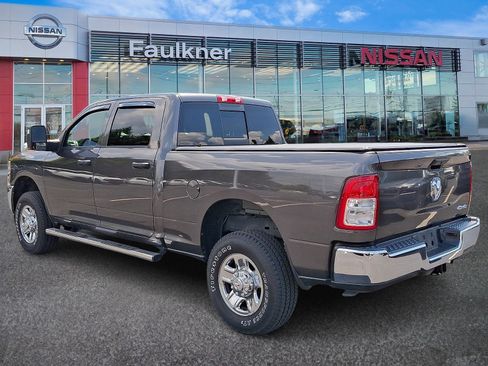 Used 2024 RAM 2500 Tradesman w/ Chrome Appearance Group AWD/4WD image 4