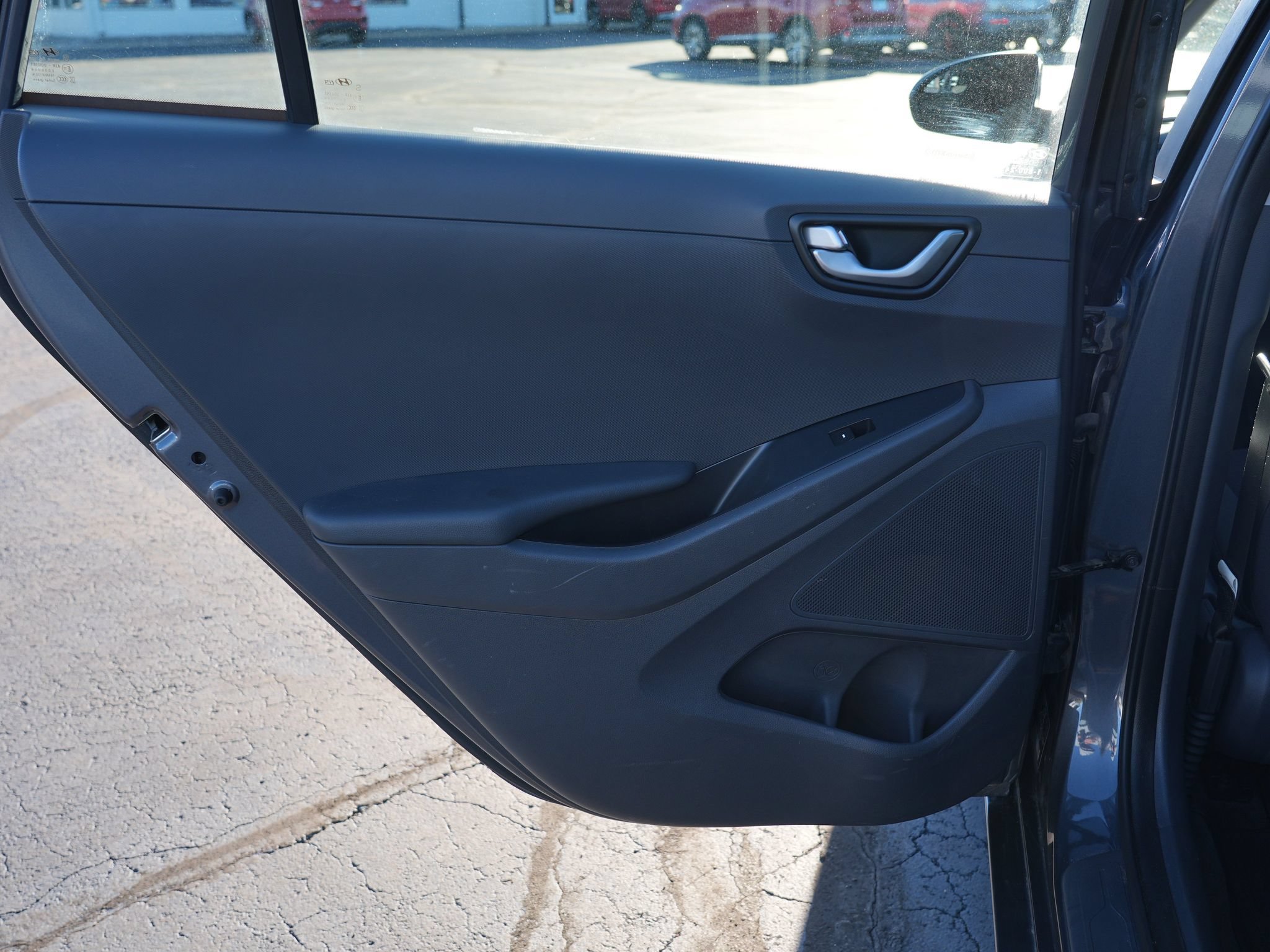 Used 2018 Hyundai Ioniq Blue FWD image 19