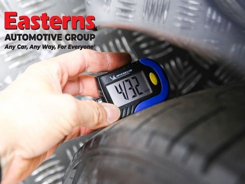 Used 2023 Tesla Model 3 Performance image 23