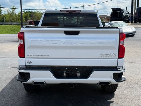 Used 2020 Chevrolet Silverado 1500 High Country w/ Technology Package AWD/4WD image 7