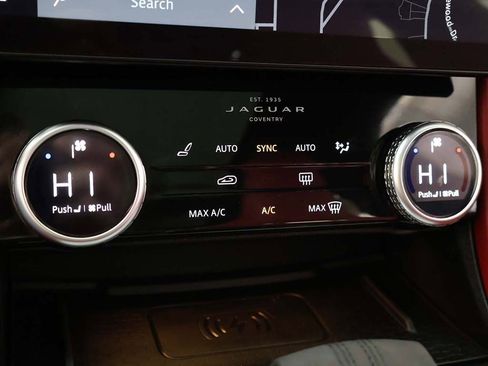 Used 2023 Jaguar F-PACE R-Dynamic S image 53