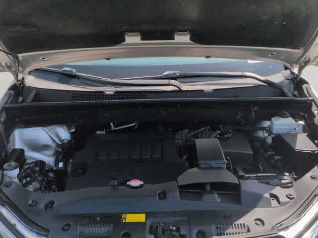 Used 2016 Toyota Highlander XLE AWD/4WD image 15
