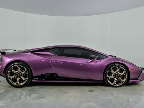 Used 2023 Lamborghini Huracan Tecnica RWD image 17