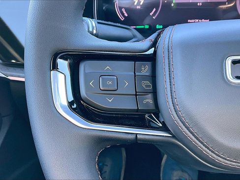 Used 2025 Jeep Wagoneer S Limited image 15