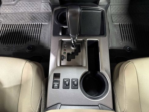 Certified 2021 Toyota 4Runner SR5 Premium image 33