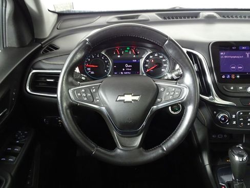 Used 2020 Chevrolet Equinox Premier image 25